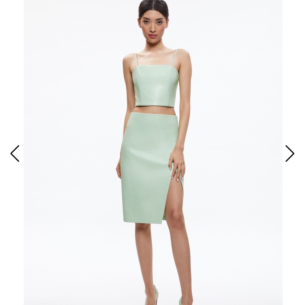 Alice + Olivia Mint Green Vegan leather Midi Skirt with side slit size 2